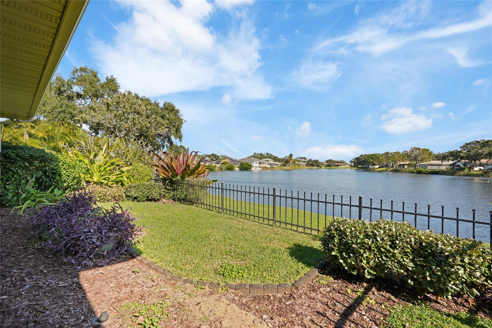 TB8396428 Property Photo