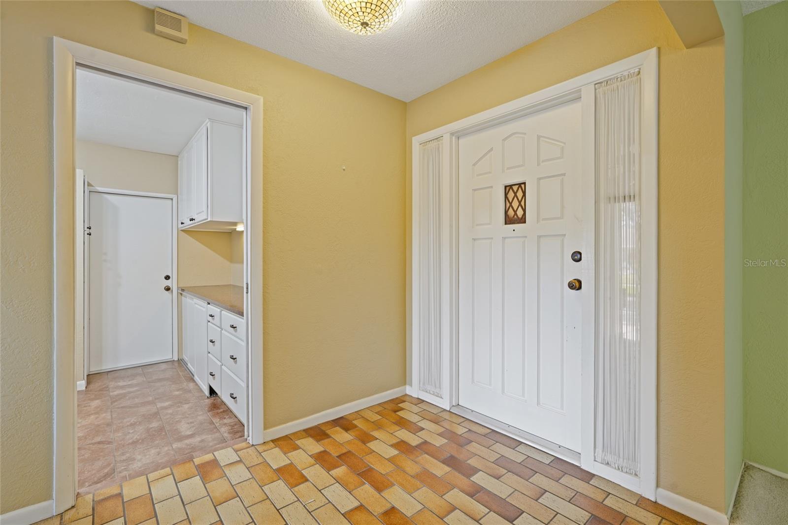 TB8396428 Property Photo