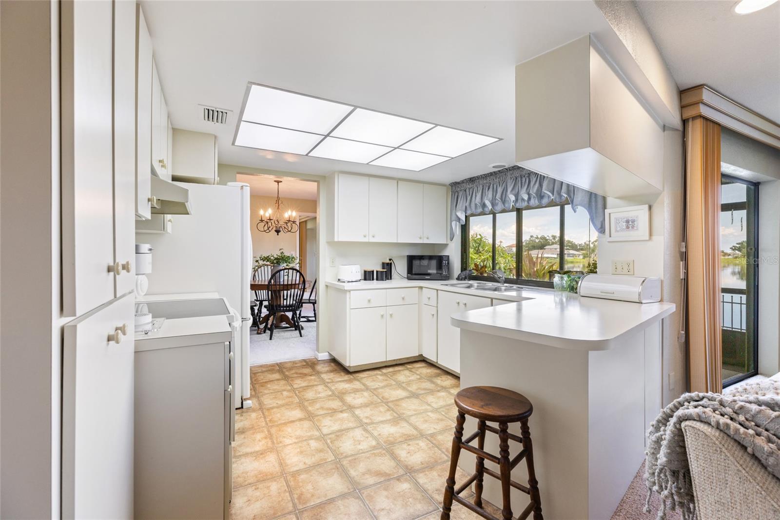 TB8396428 Property Photo