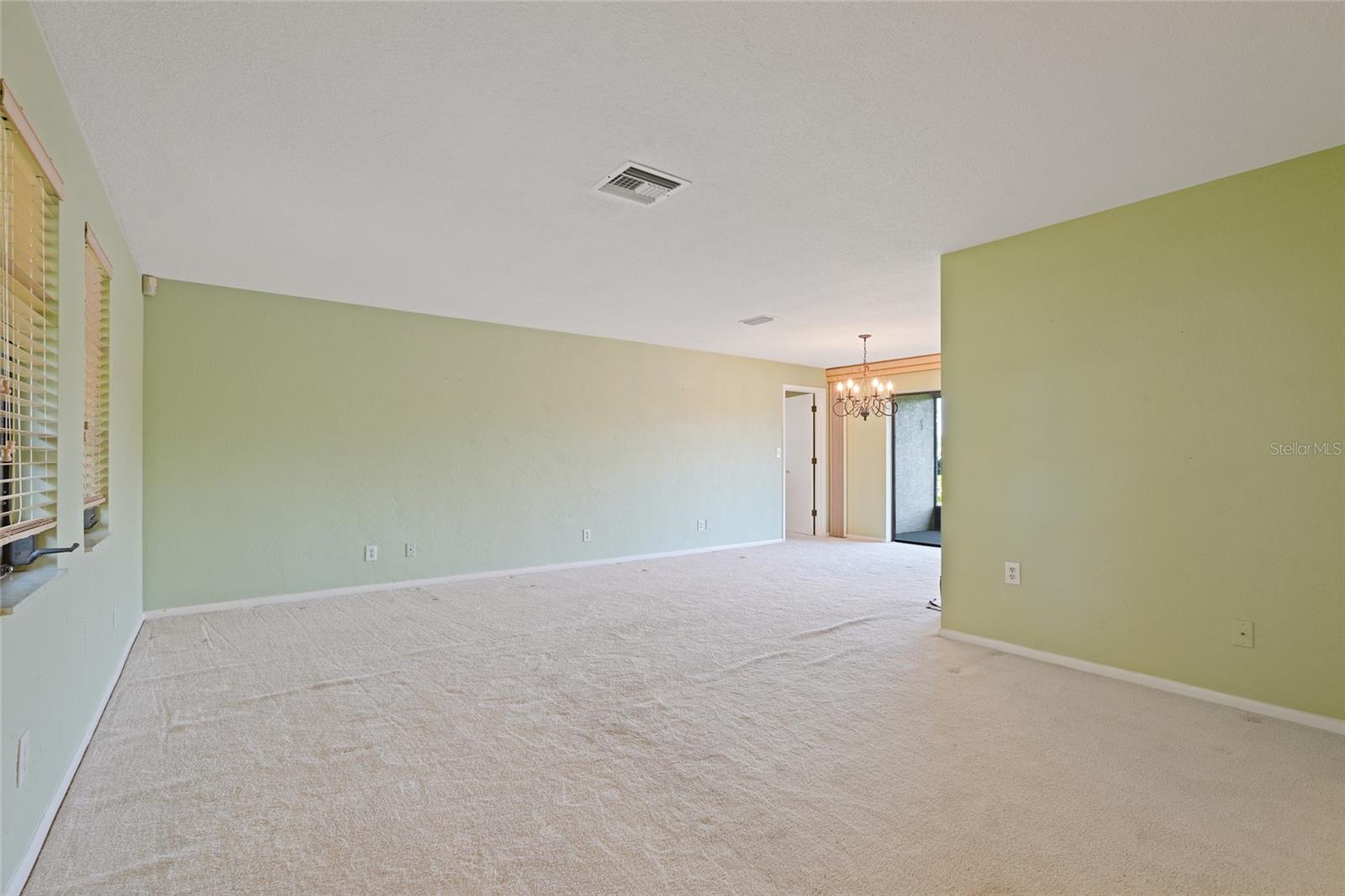 TB8396428 Property Photo