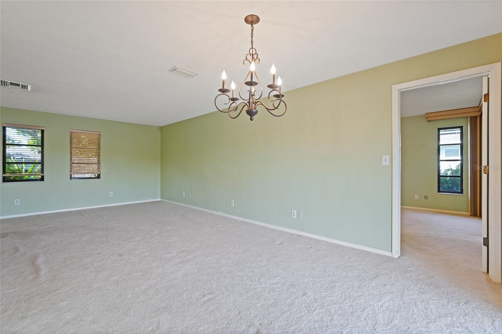 TB8396428 Property Photo