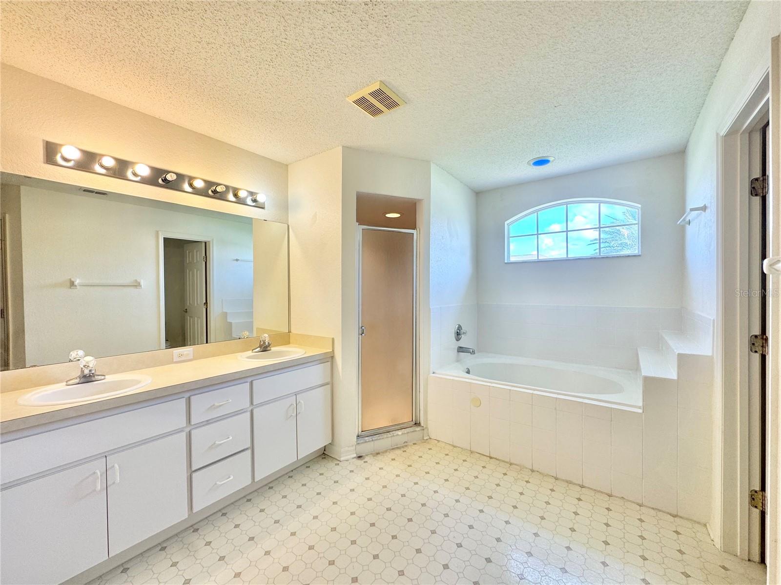 SUMMIT EAST PH 01, WINTER HAVEN, FL, 33884