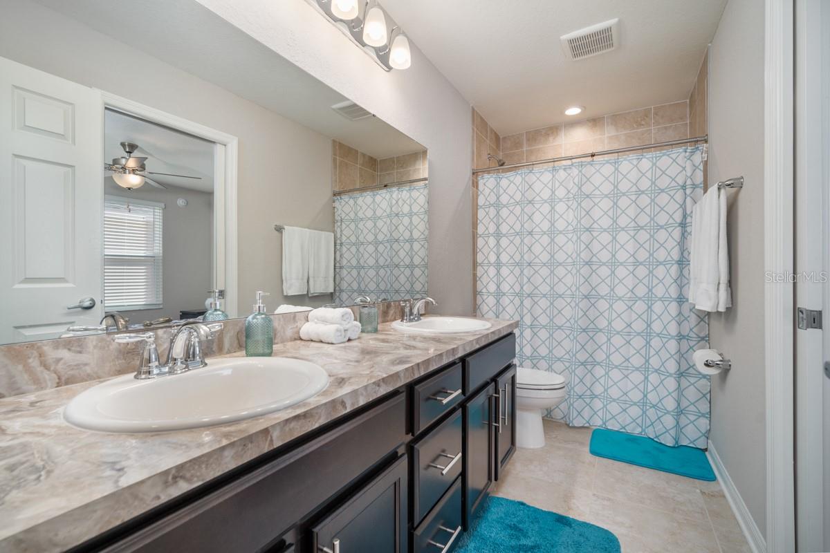 1218 GRANTHAM DR, SARASOTA, FL, 34234