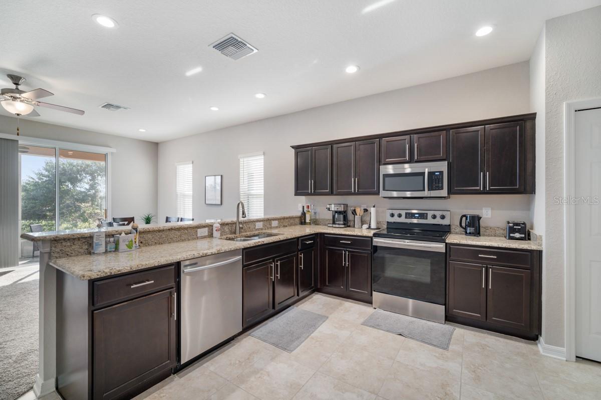 1218 GRANTHAM DR, SARASOTA, FL, 34234