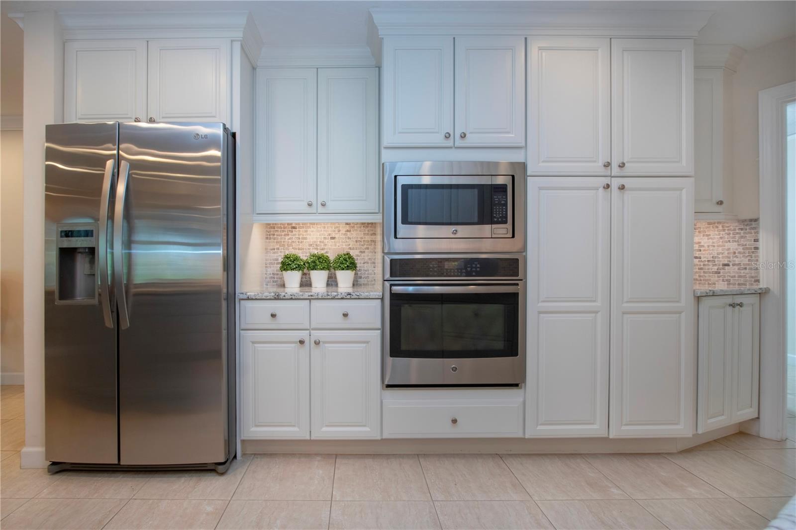 A4655760 Property Photo