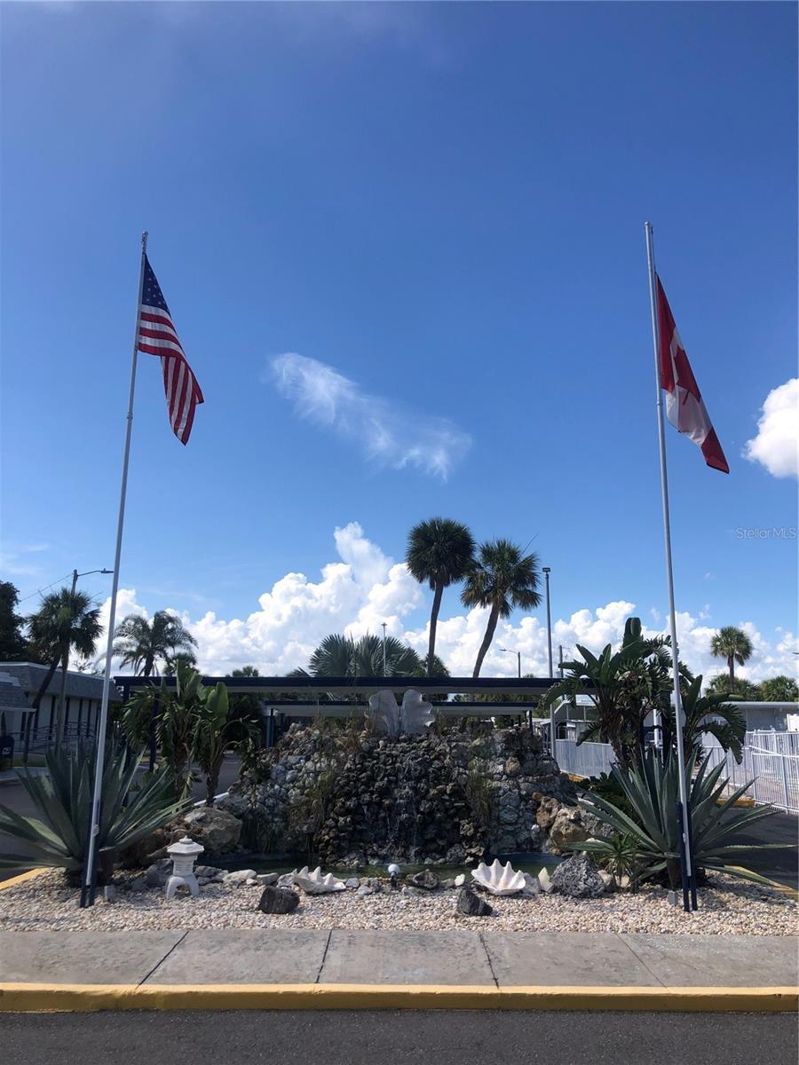 TB8396457 Property Photo