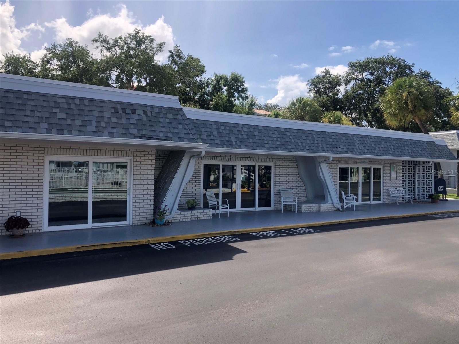 TB8396457 Property Photo