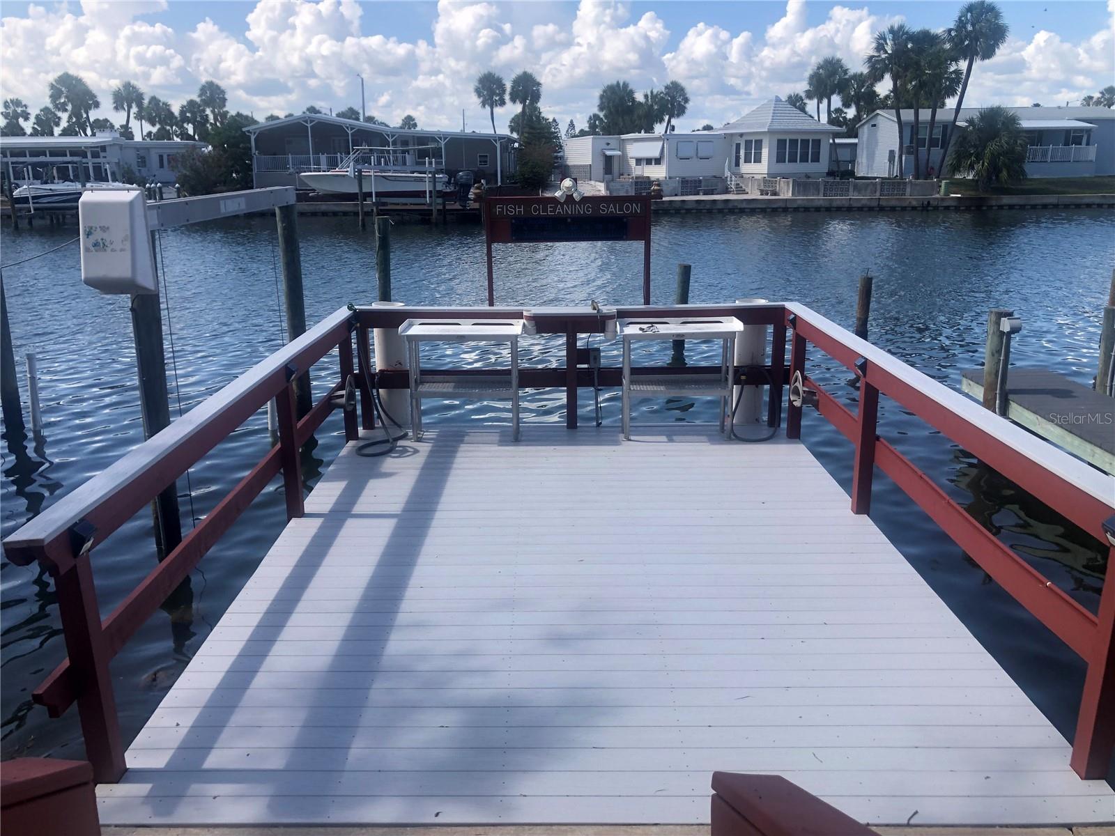 TB8396457 Property Photo