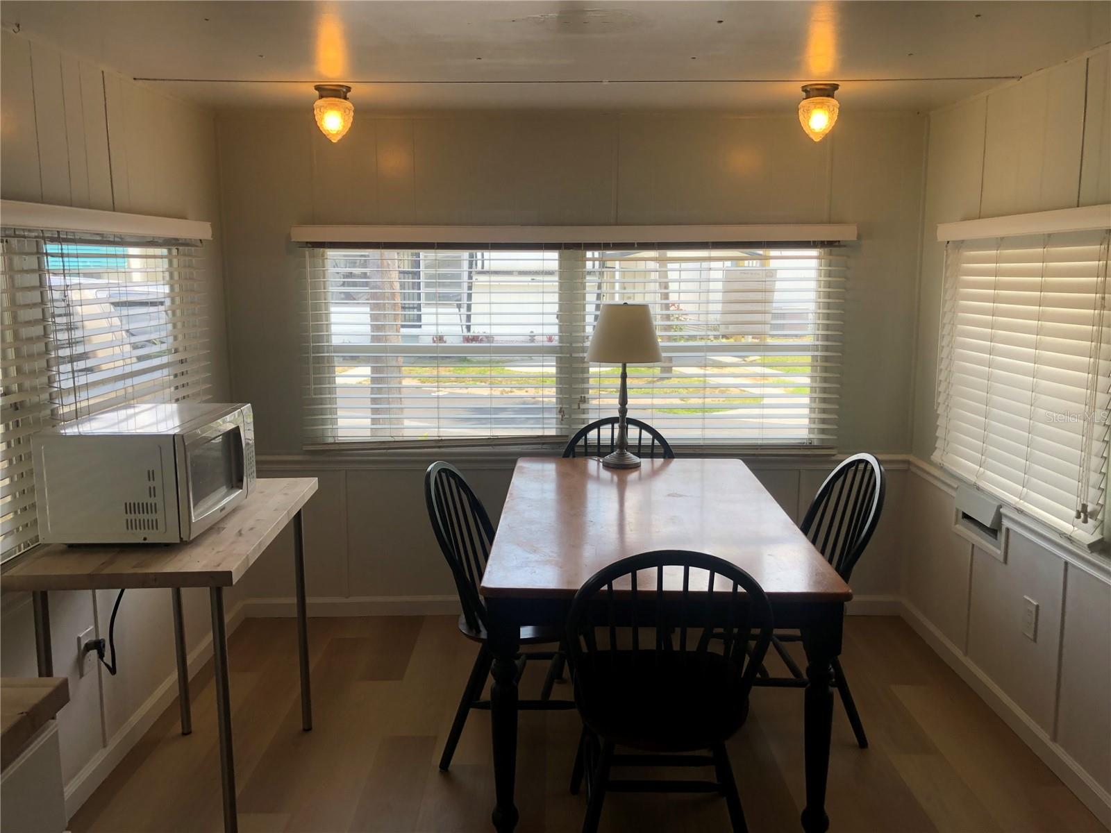 TB8396457 Property Photo