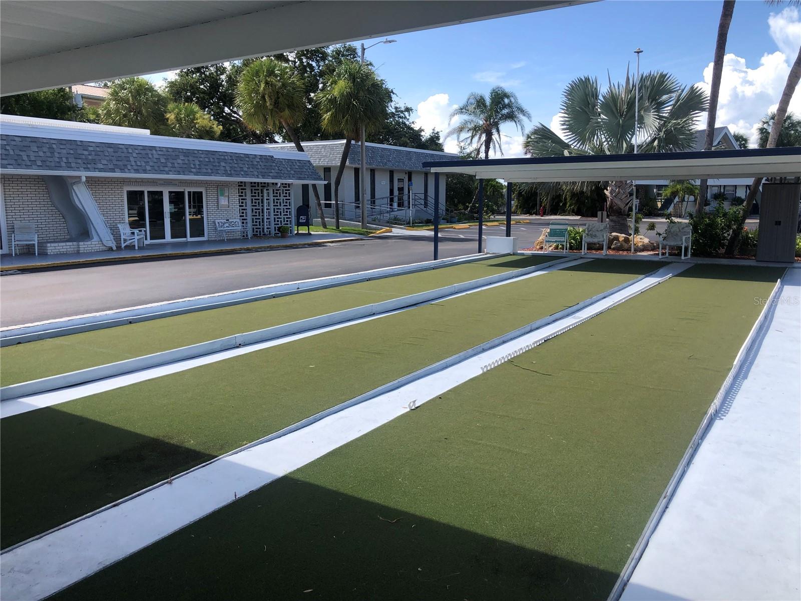 TB8396457 Property Photo