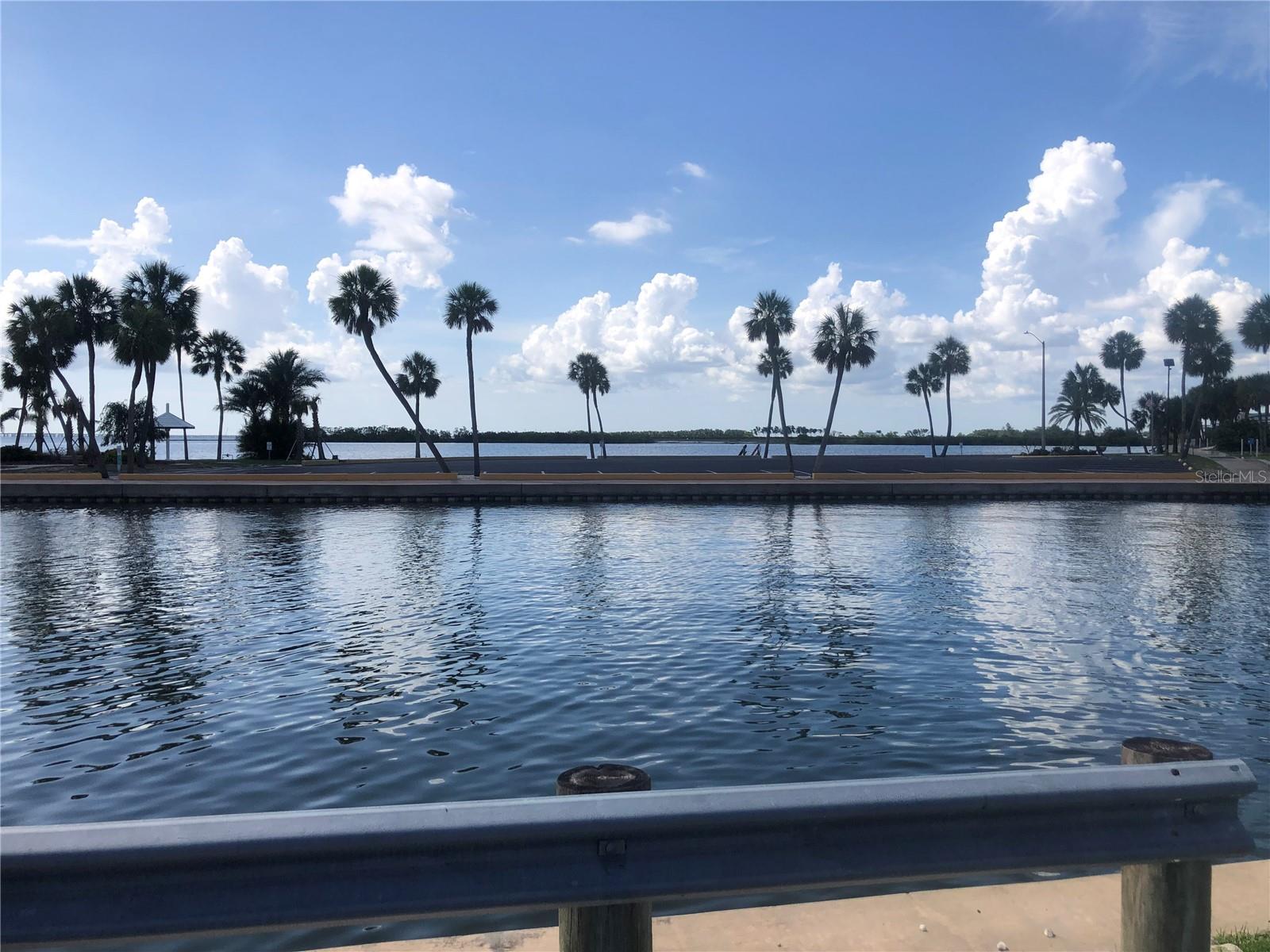 TB8396457 Property Photo