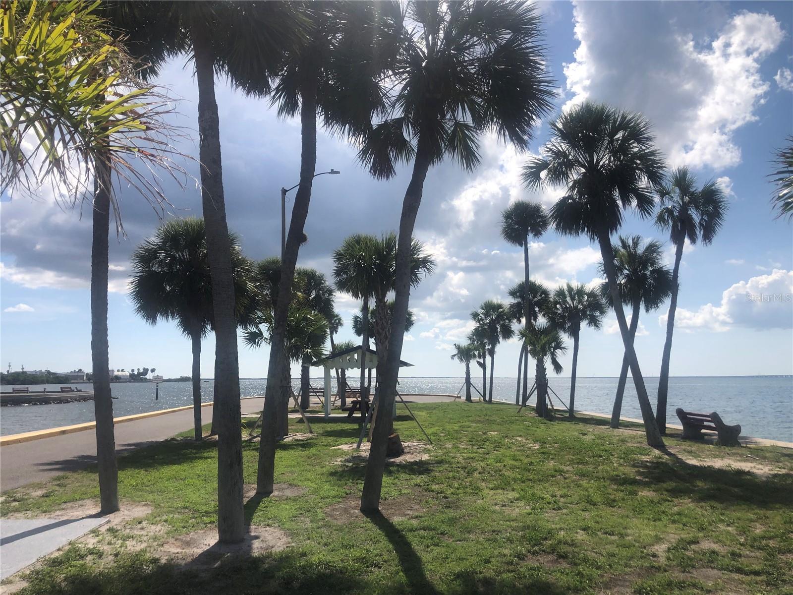 TB8396457 Property Photo