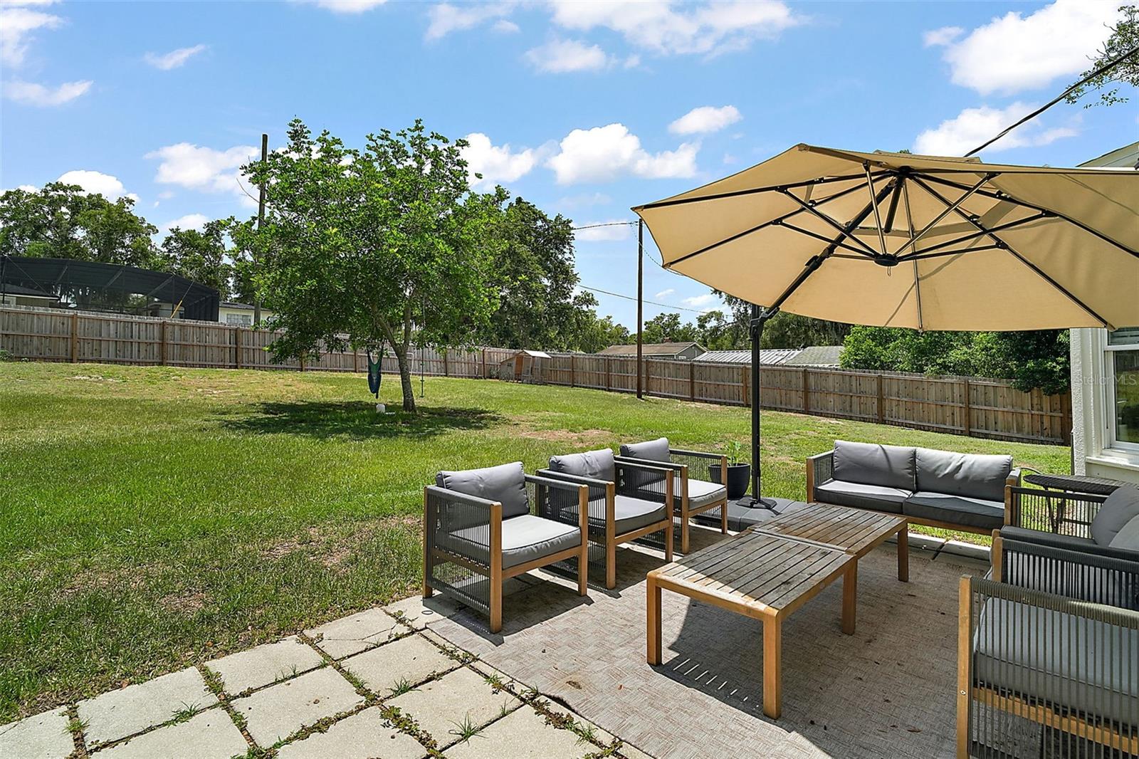 126 E BEACH ST, GROVELAND, FL, 34736