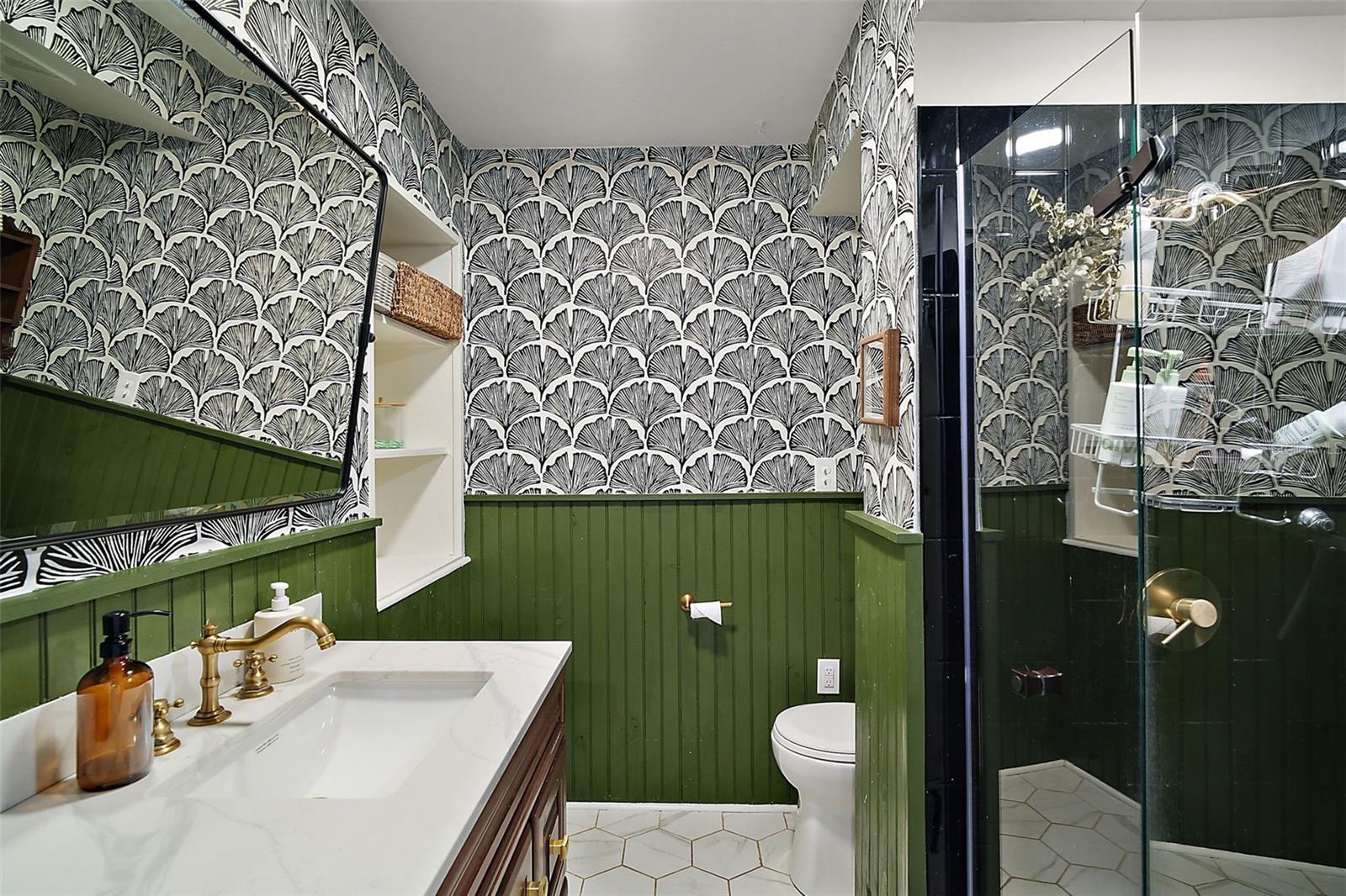 126 E BEACH ST, GROVELAND, FL, 34736