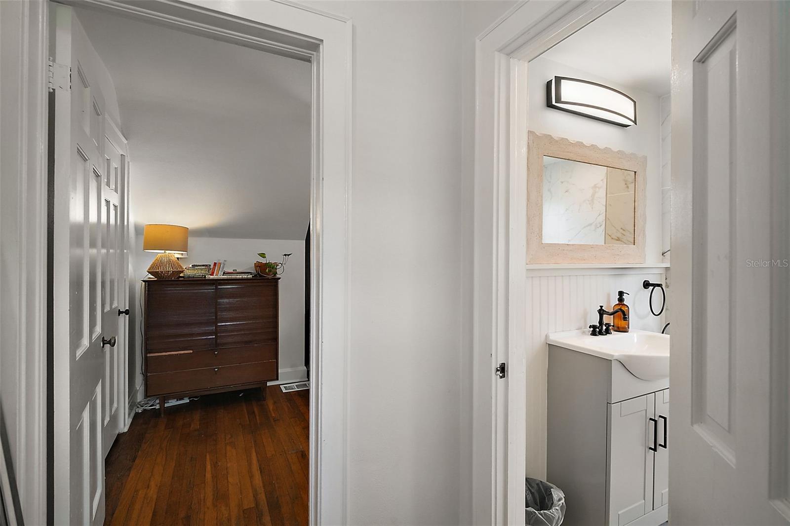 126 E BEACH ST, GROVELAND, FL, 34736