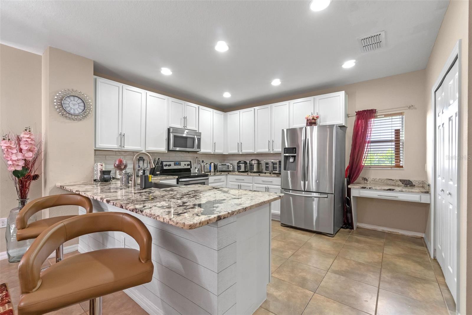 3640 SAIL HARBOR DR, KISSIMMEE, FL, 34746