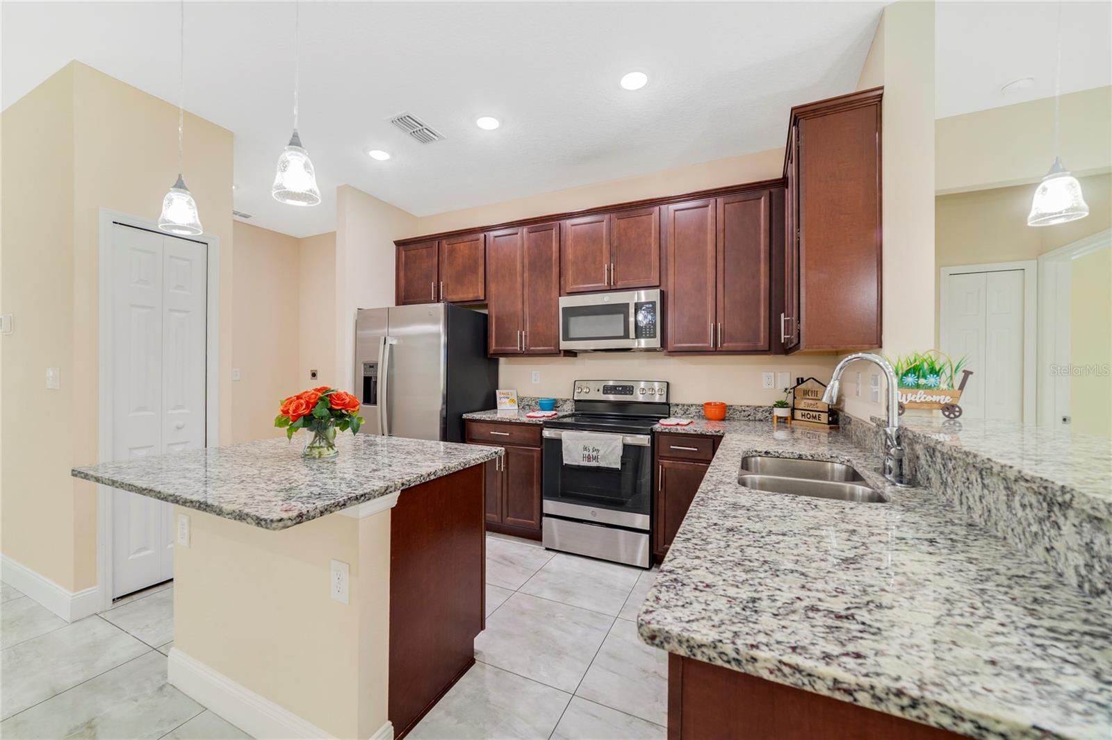 2457 TRACY LN, DELTONA, FL, 32738