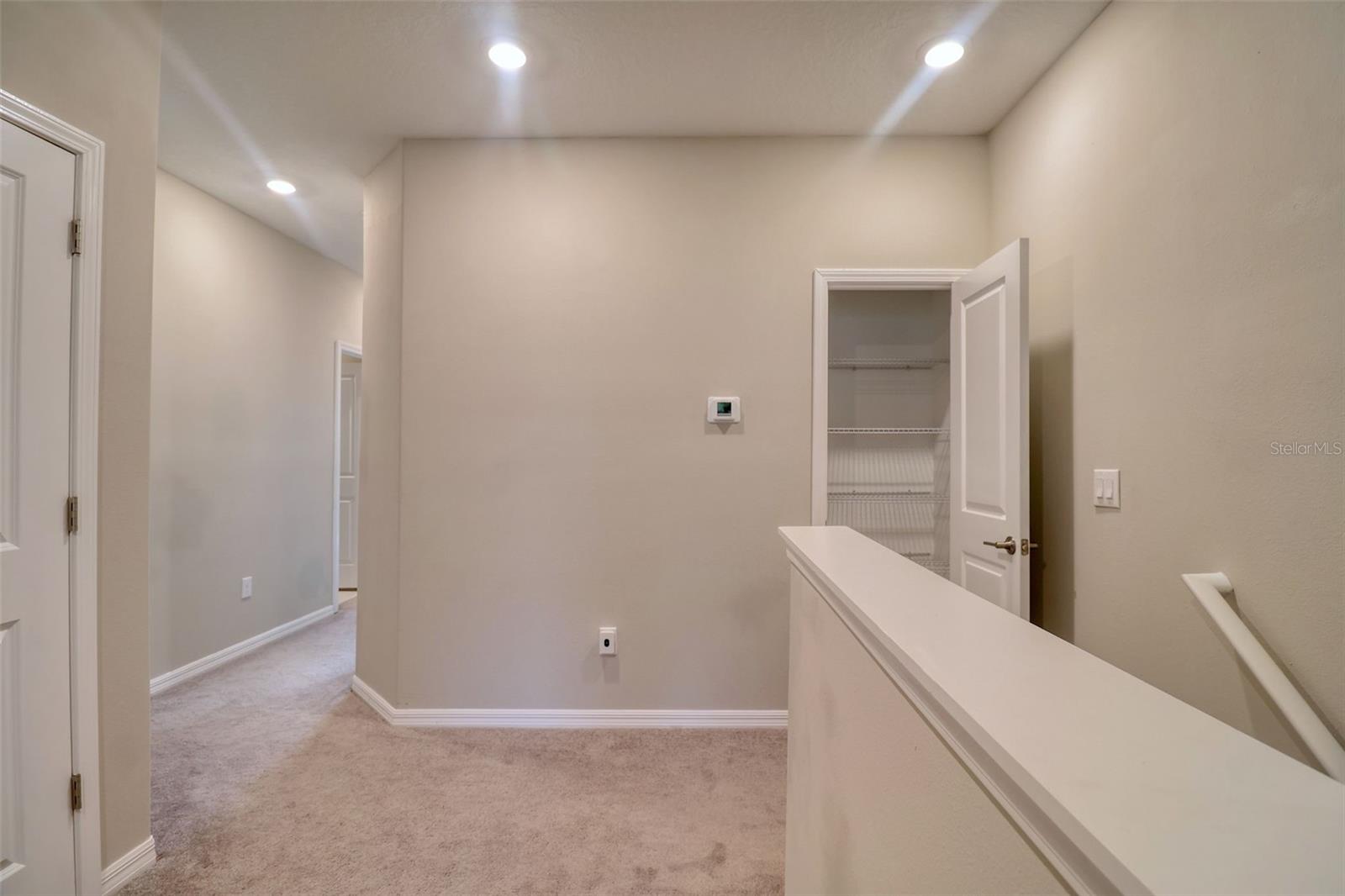 31718 BLUE PASSING LOOP, WESLEY CHAPEL, FL, 33545