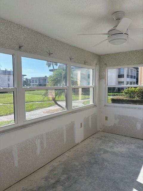 W7876431 Property Photo