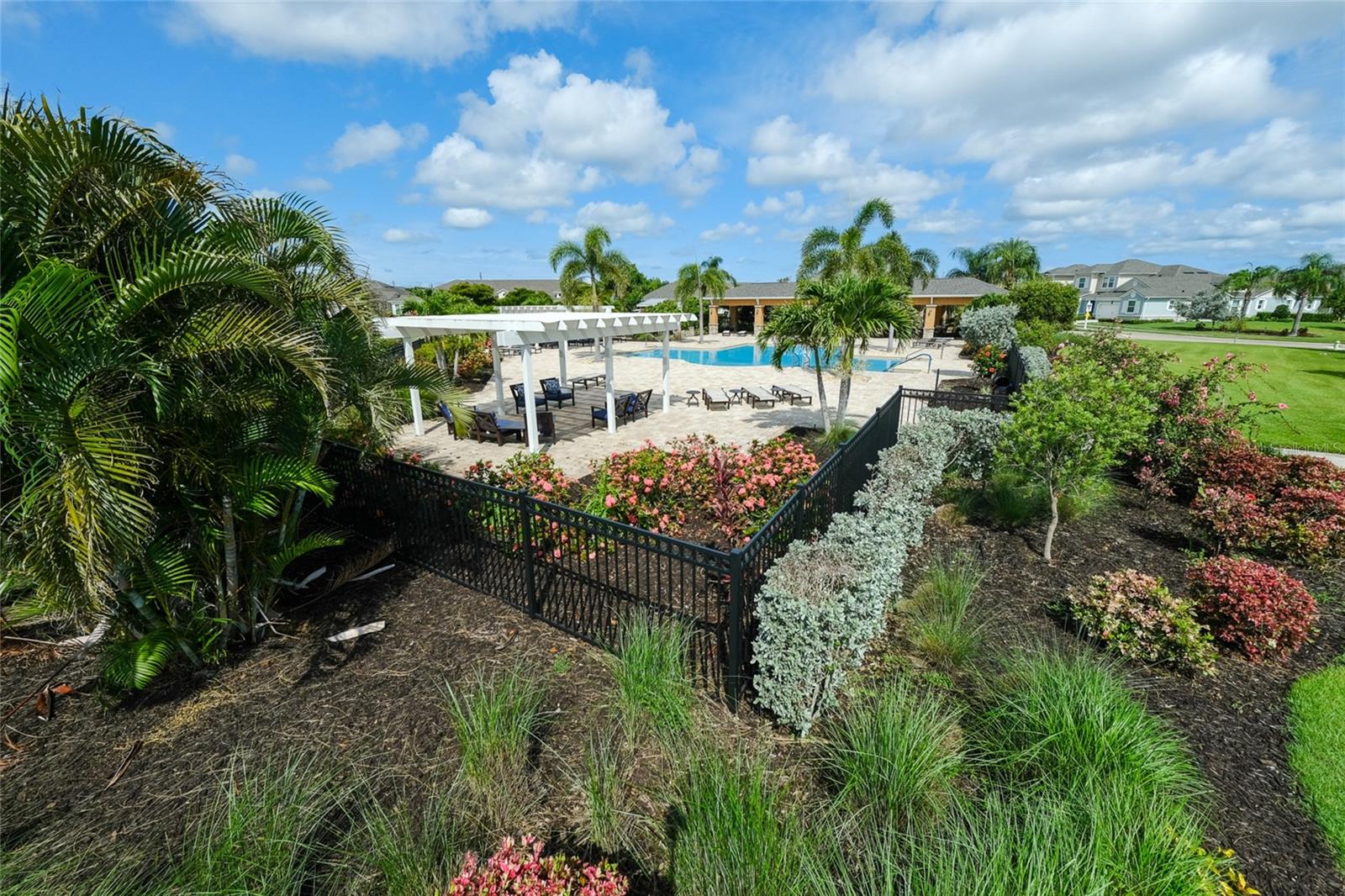 A4655788 Property Photo