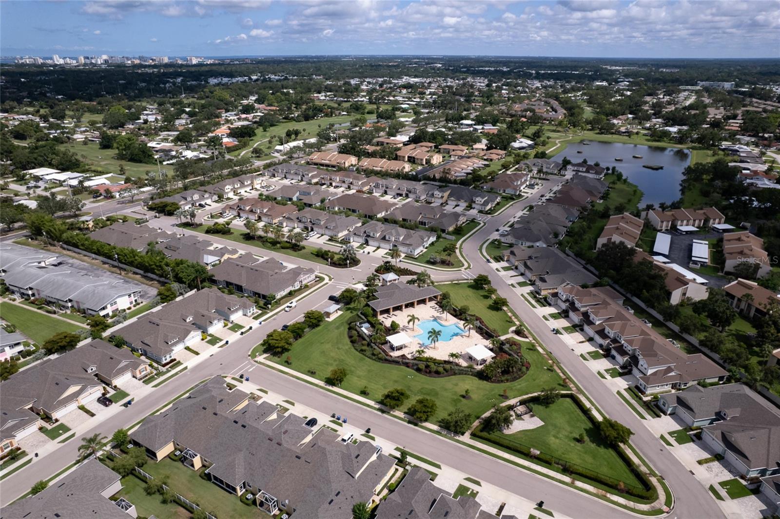 A4655788 Property Photo