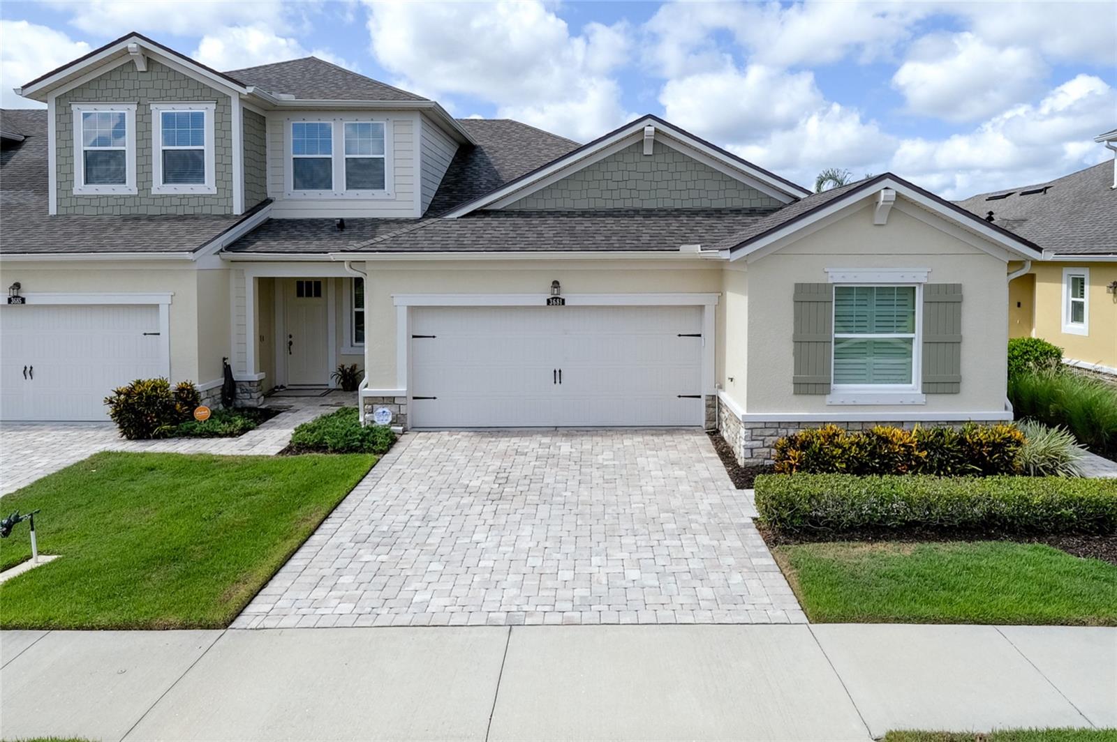 A4655788 Property Photo