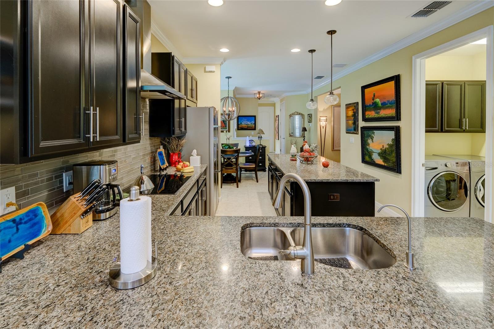 A4655788 Property Photo