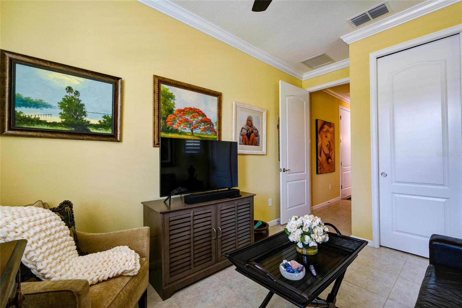 A4655788 Property Photo