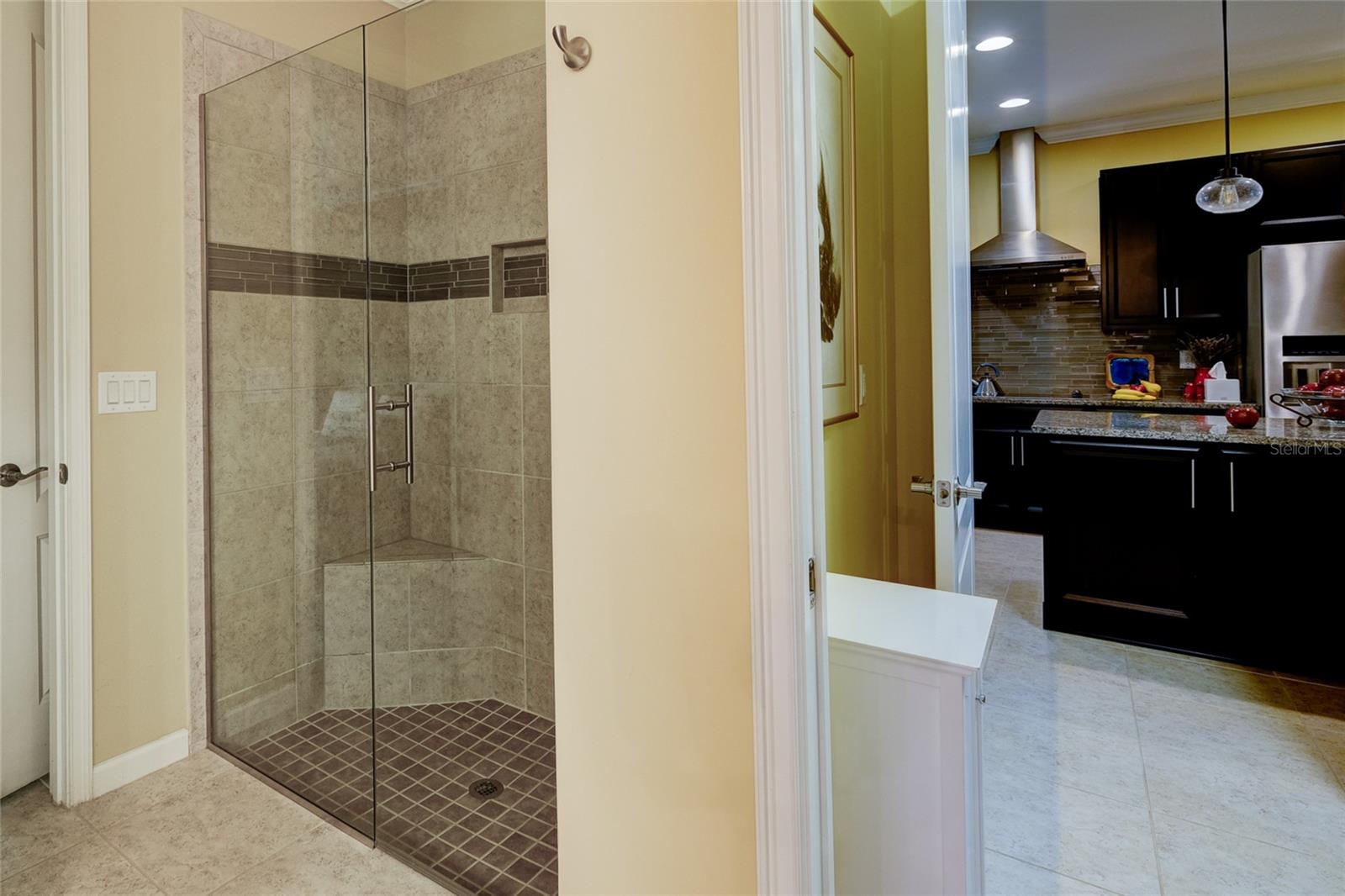 A4655788 Property Photo