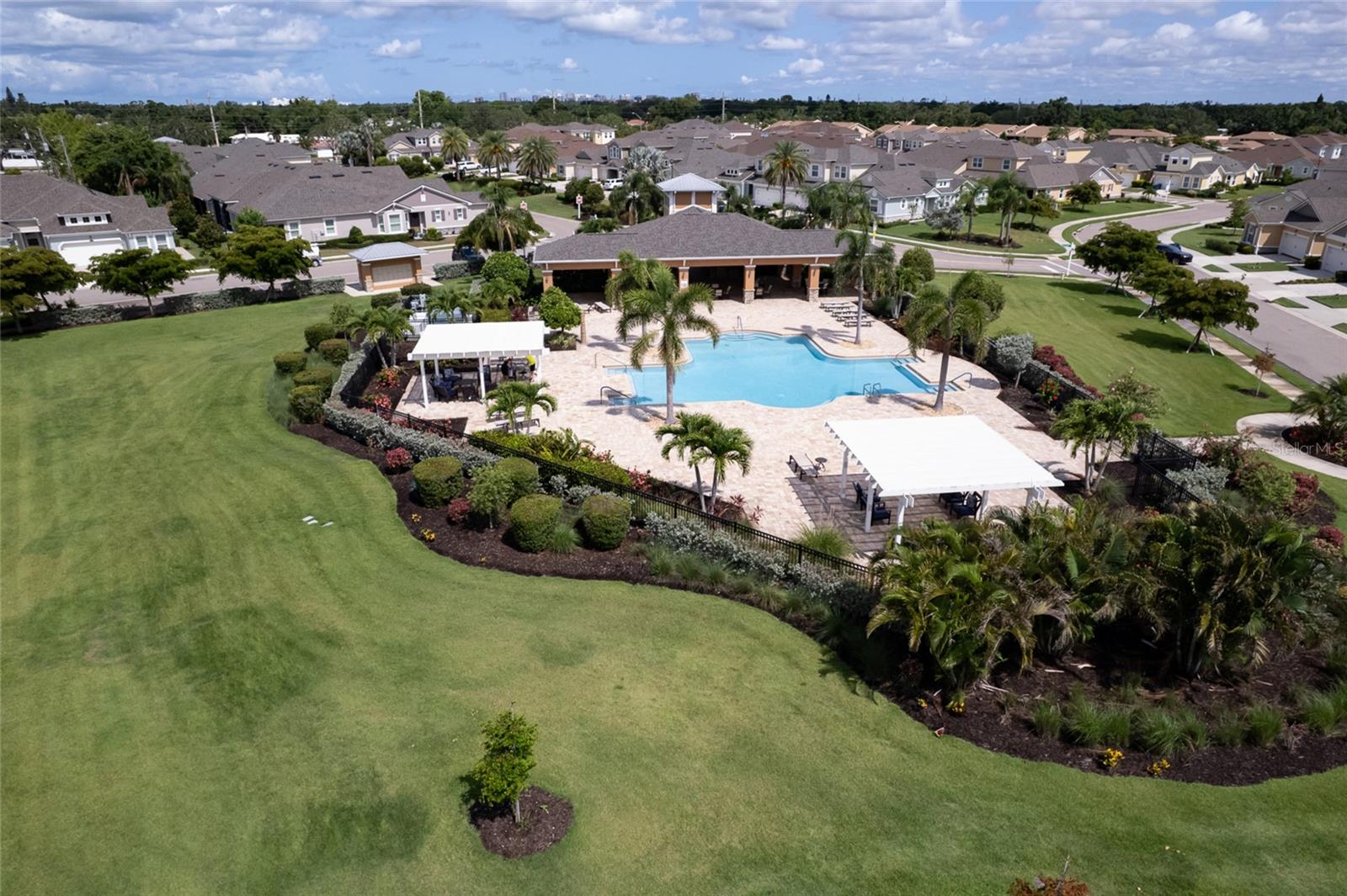 A4655788 Property Photo