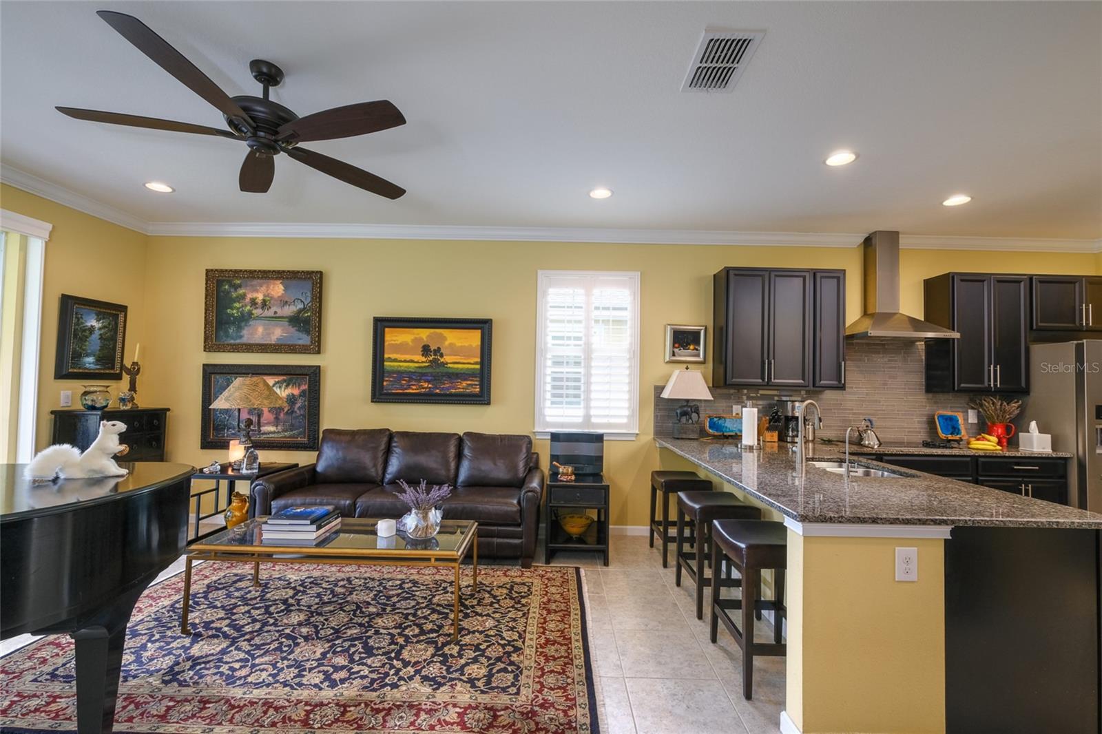 A4655788 Property Photo