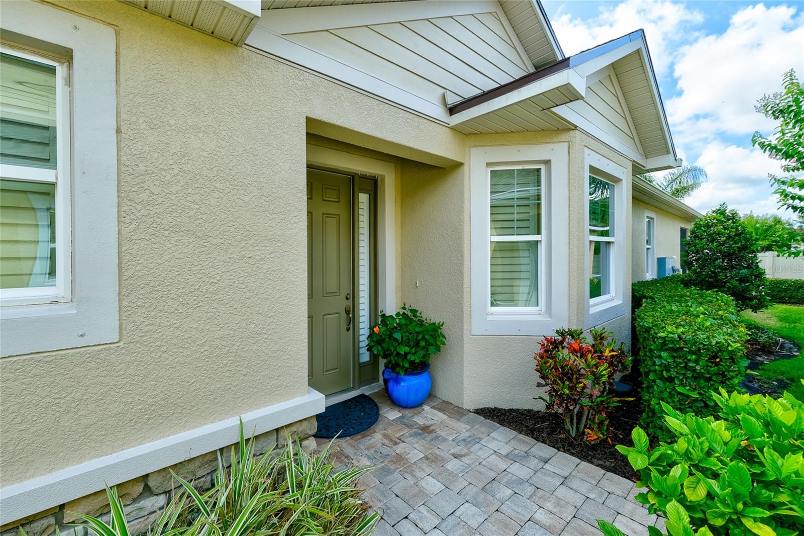 A4655788 Property Photo
