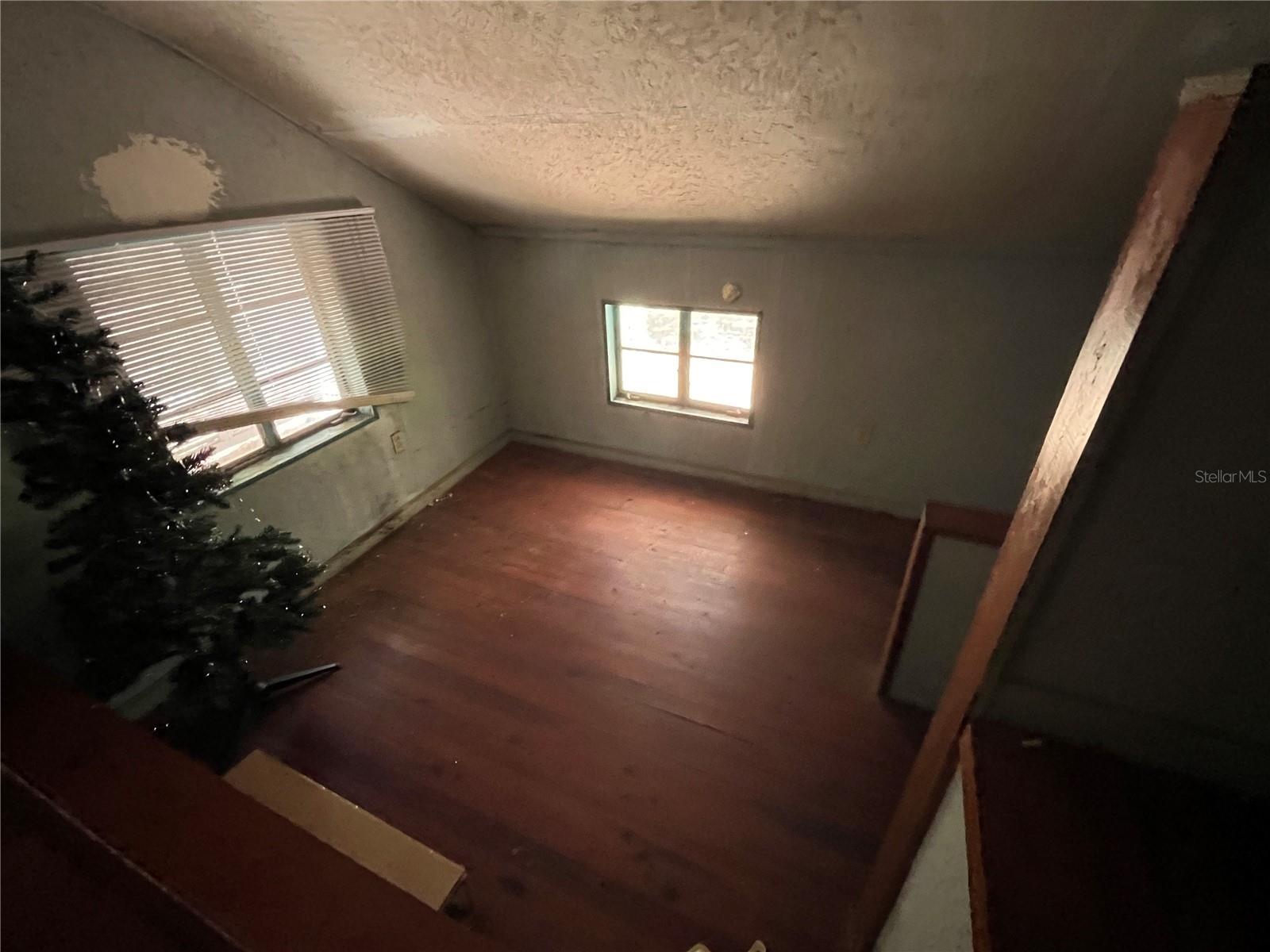 1805 S LAKE REEDY BLVD, FROSTPROOF, FL, 33843