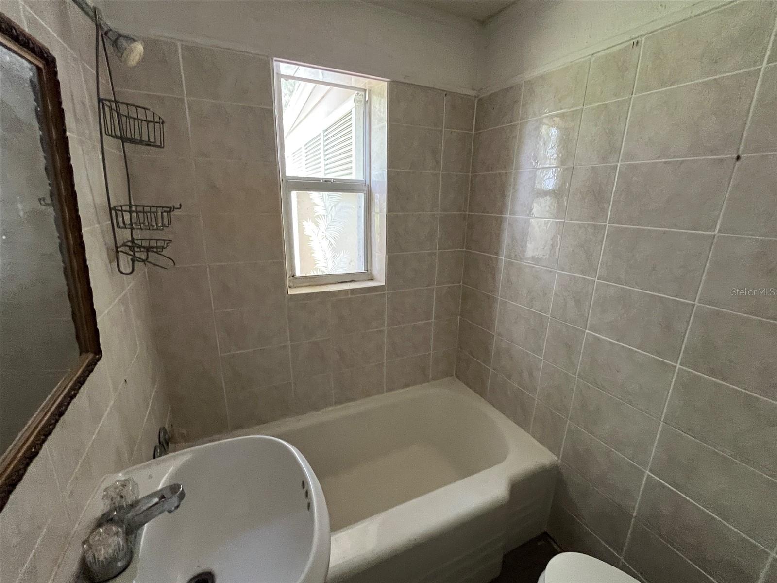 1805 S LAKE REEDY BLVD, FROSTPROOF, FL, 33843