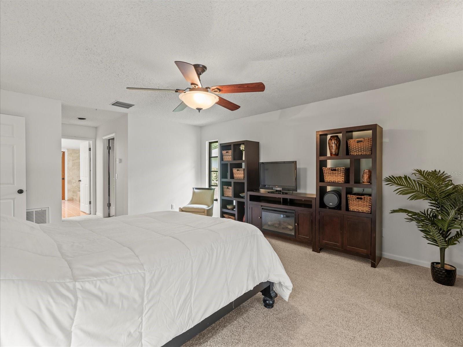 3305 WESTMORELAND DR, TAMPA, FL, 33618