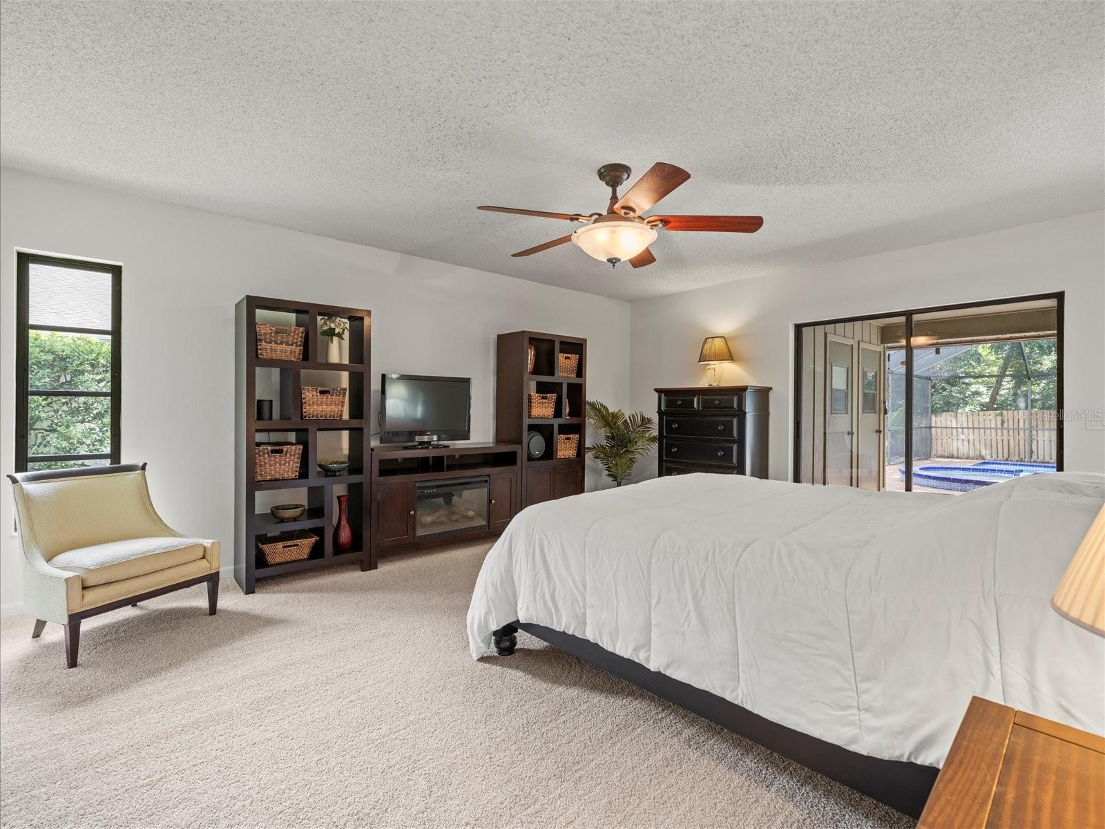 3305 WESTMORELAND DR, TAMPA, FL, 33618