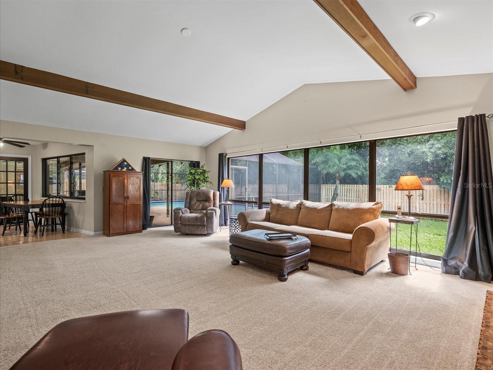 3305 WESTMORELAND DR, TAMPA, FL, 33618