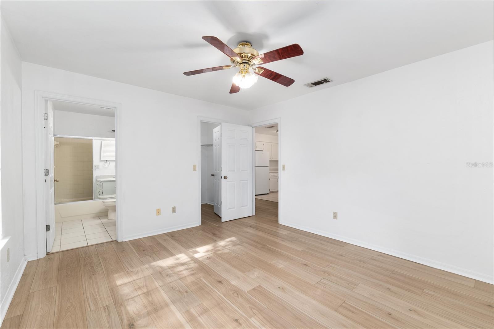 2963 SW 40TH AVE, GAINESVILLE, FL, 32608