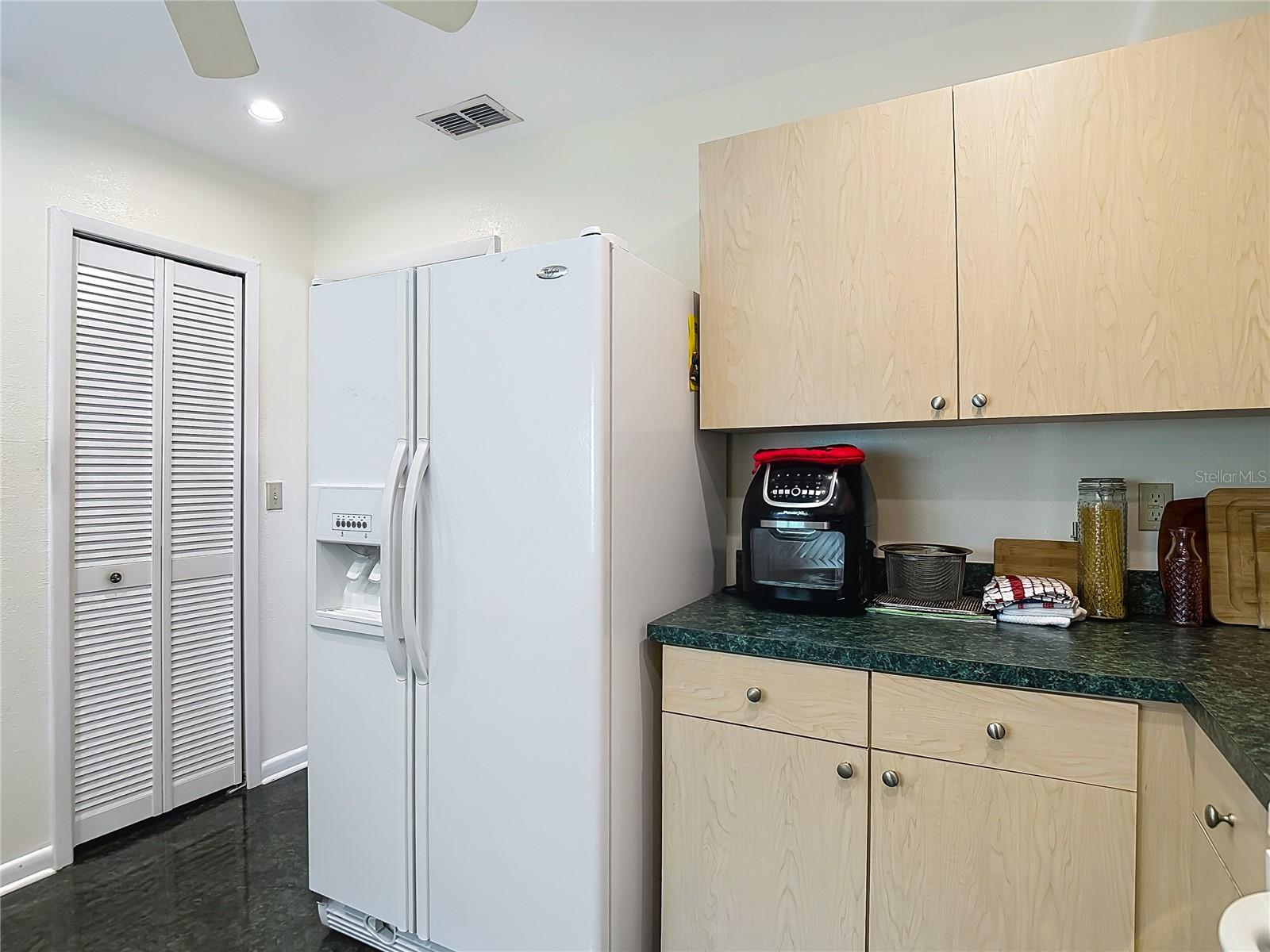 1906 WHITE CEDAR WAY, BRANDON, FL, 33511