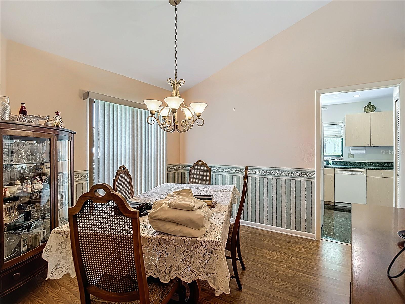 1906 WHITE CEDAR WAY, BRANDON, FL, 33511