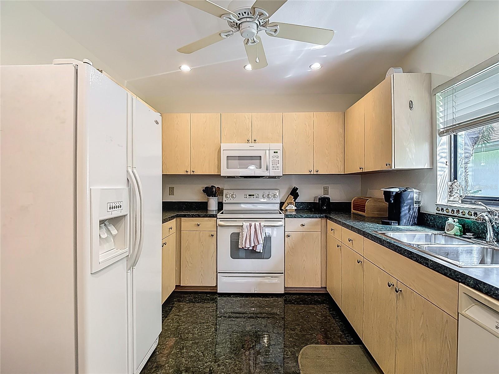 1906 WHITE CEDAR WAY, BRANDON, FL, 33511