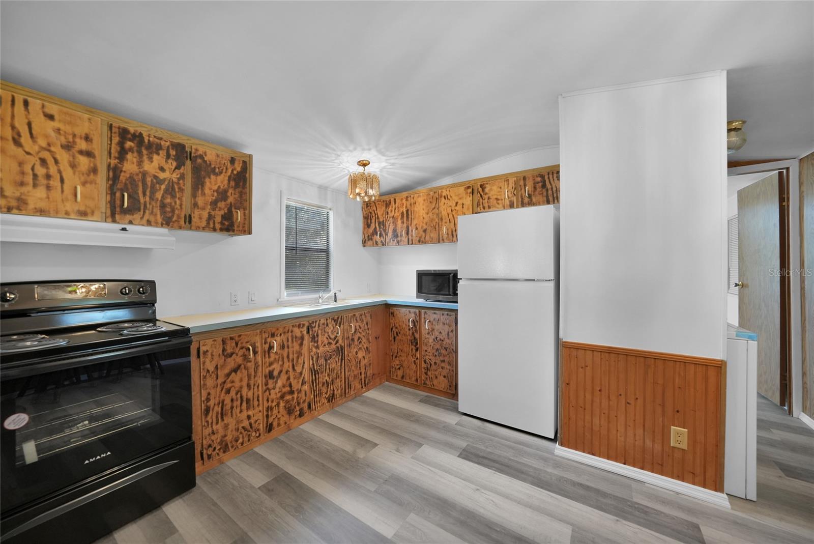 C7511155 Property Photo