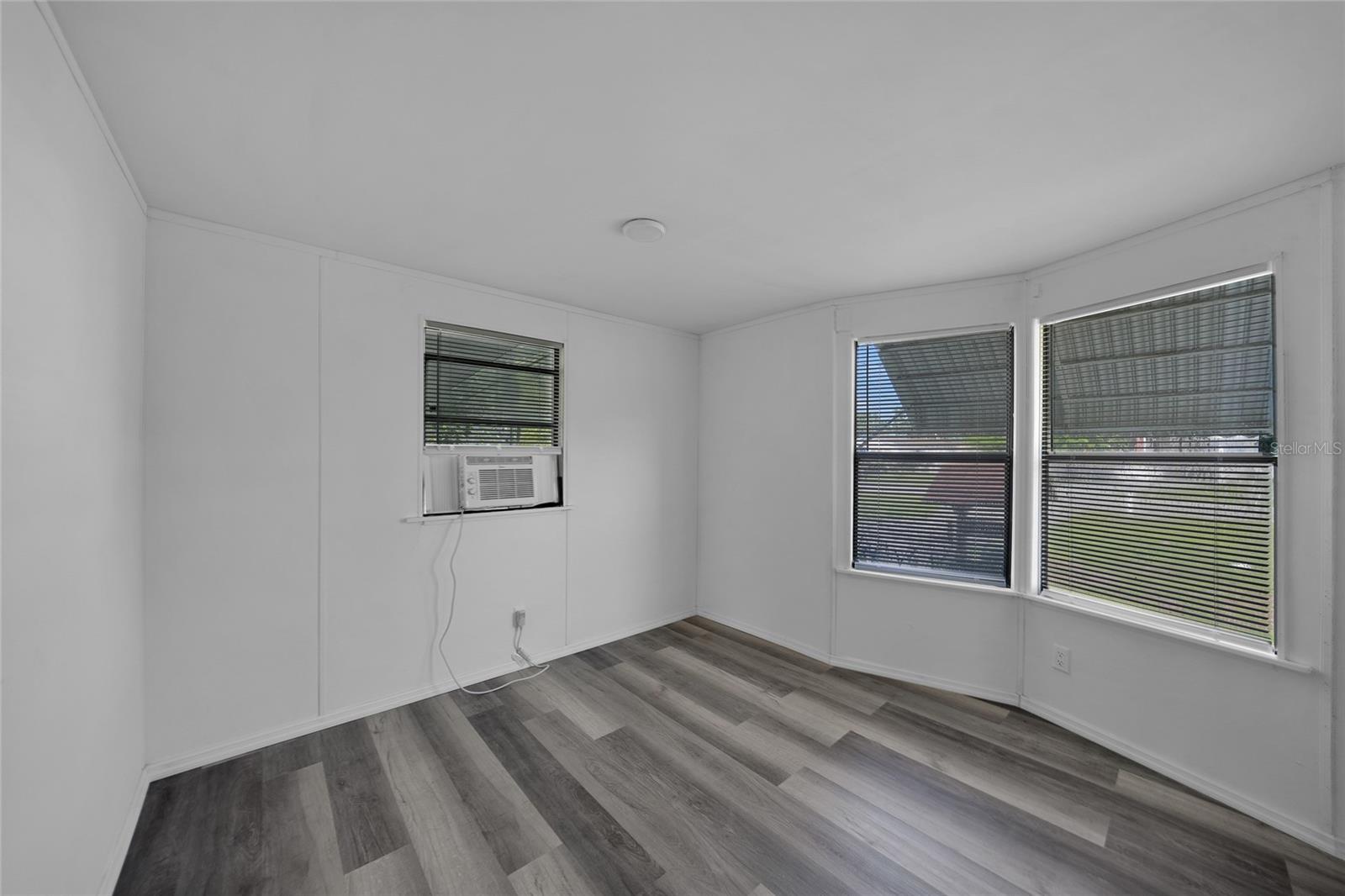 C7511155 Property Photo