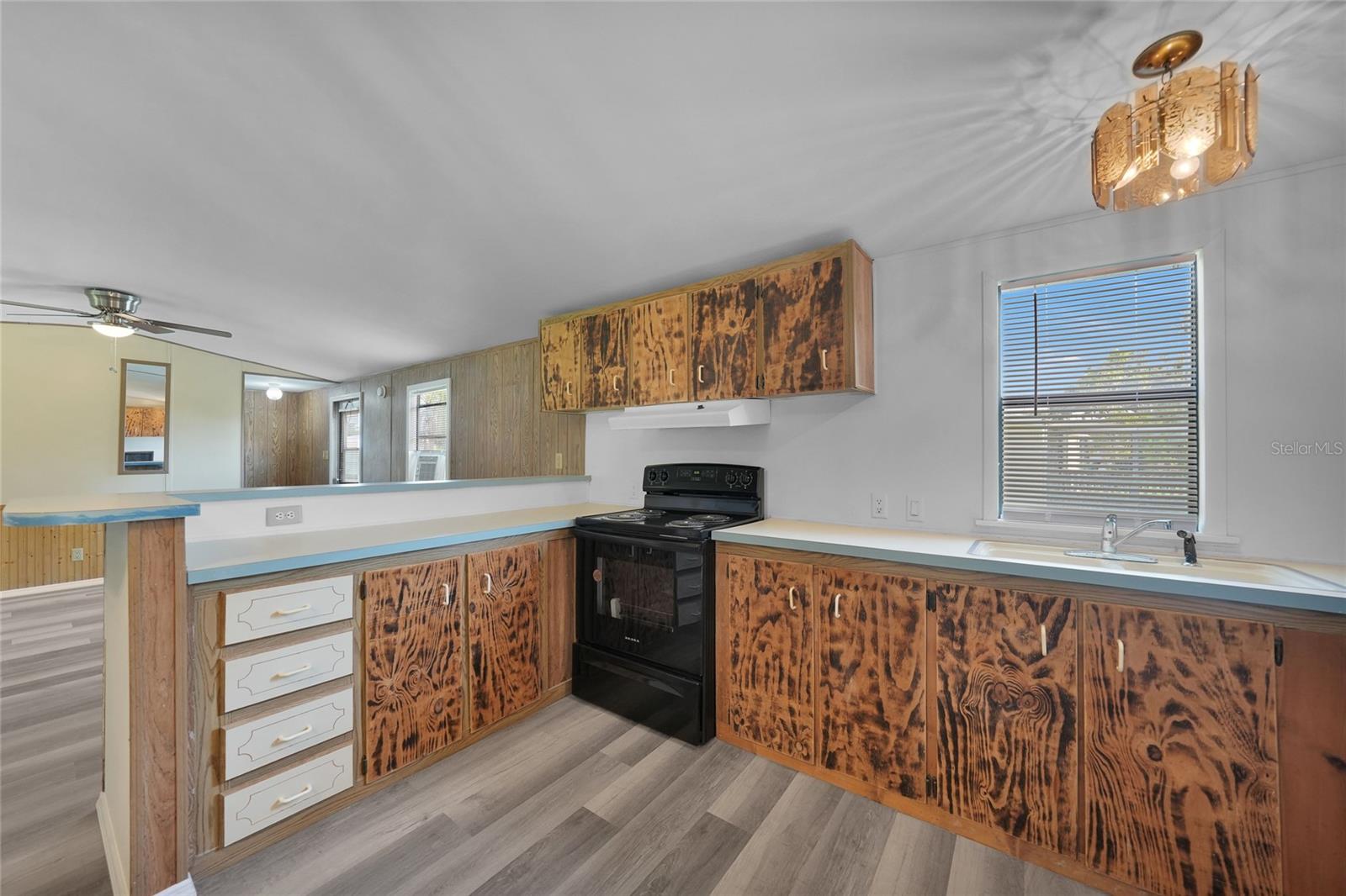 C7511155 Property Photo