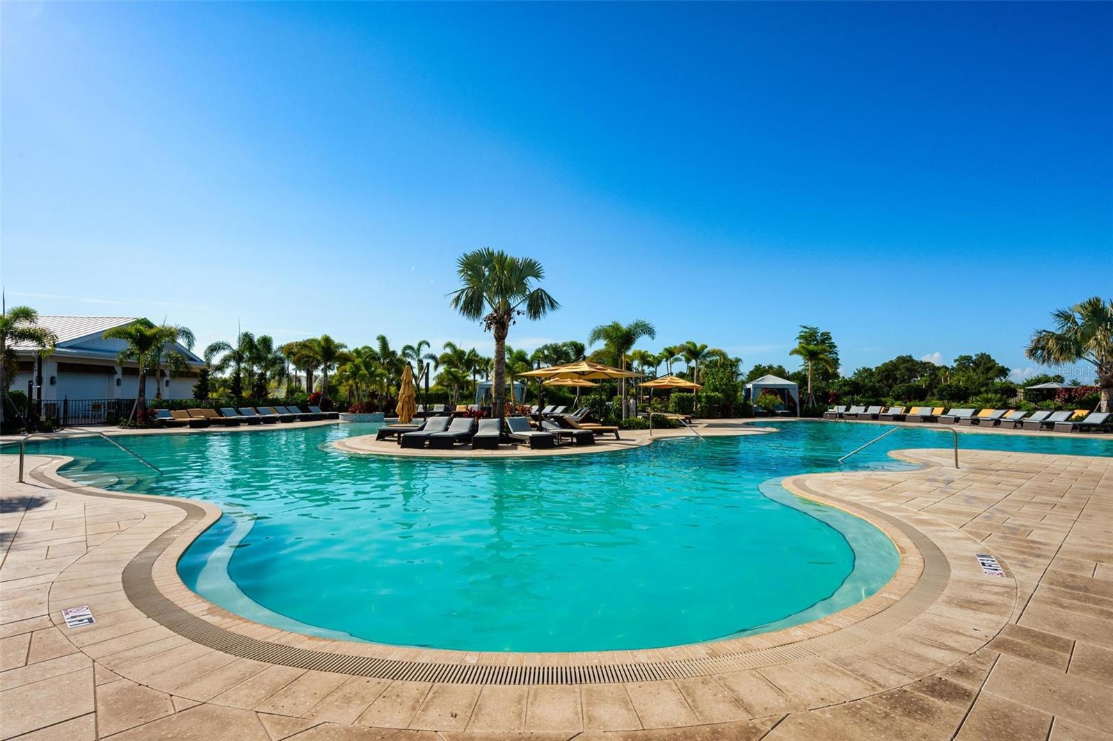 3255 HILLTOP CIR, BRADENTON, FL, 34211