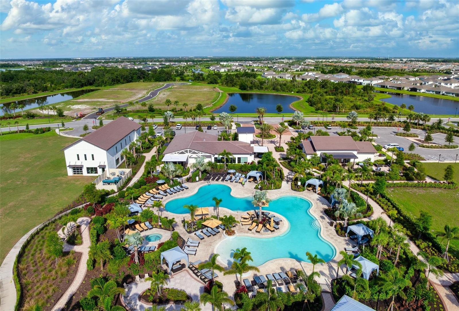 3255 HILLTOP CIR, BRADENTON, FL, 34211