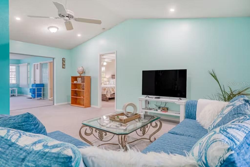 285 MARK TWAIN LN, ROTONDA WEST, FL, 33947