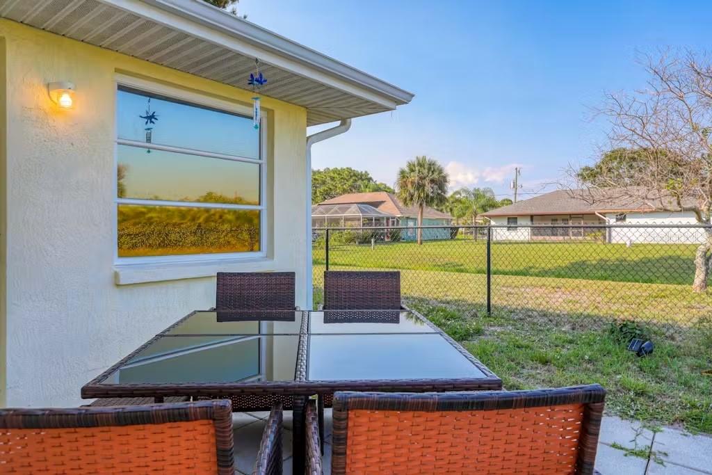 285 MARK TWAIN LN, ROTONDA WEST, FL, 33947