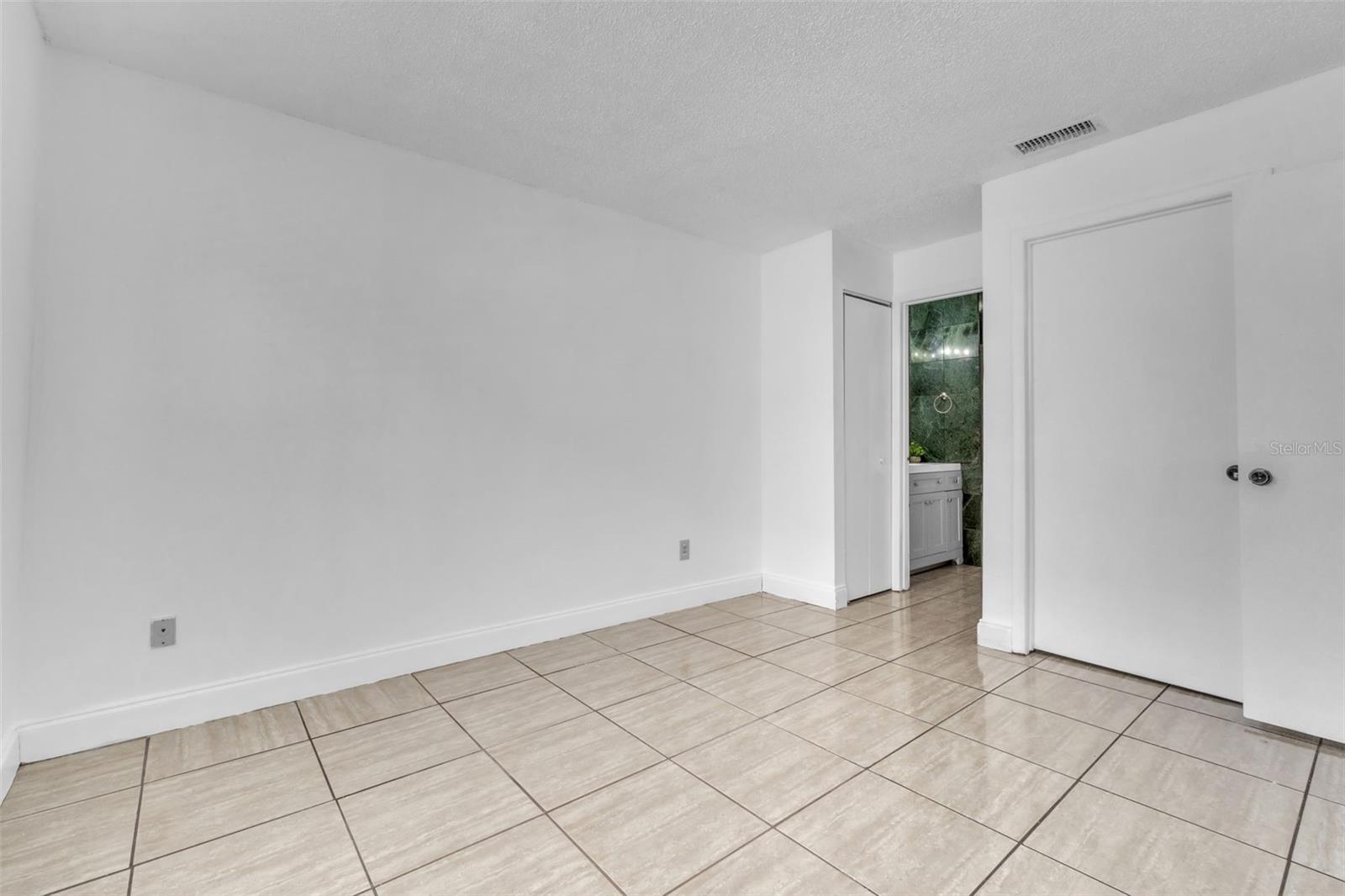 664 KENWICK CIR #104, CASSELBERRY, FL, 32707