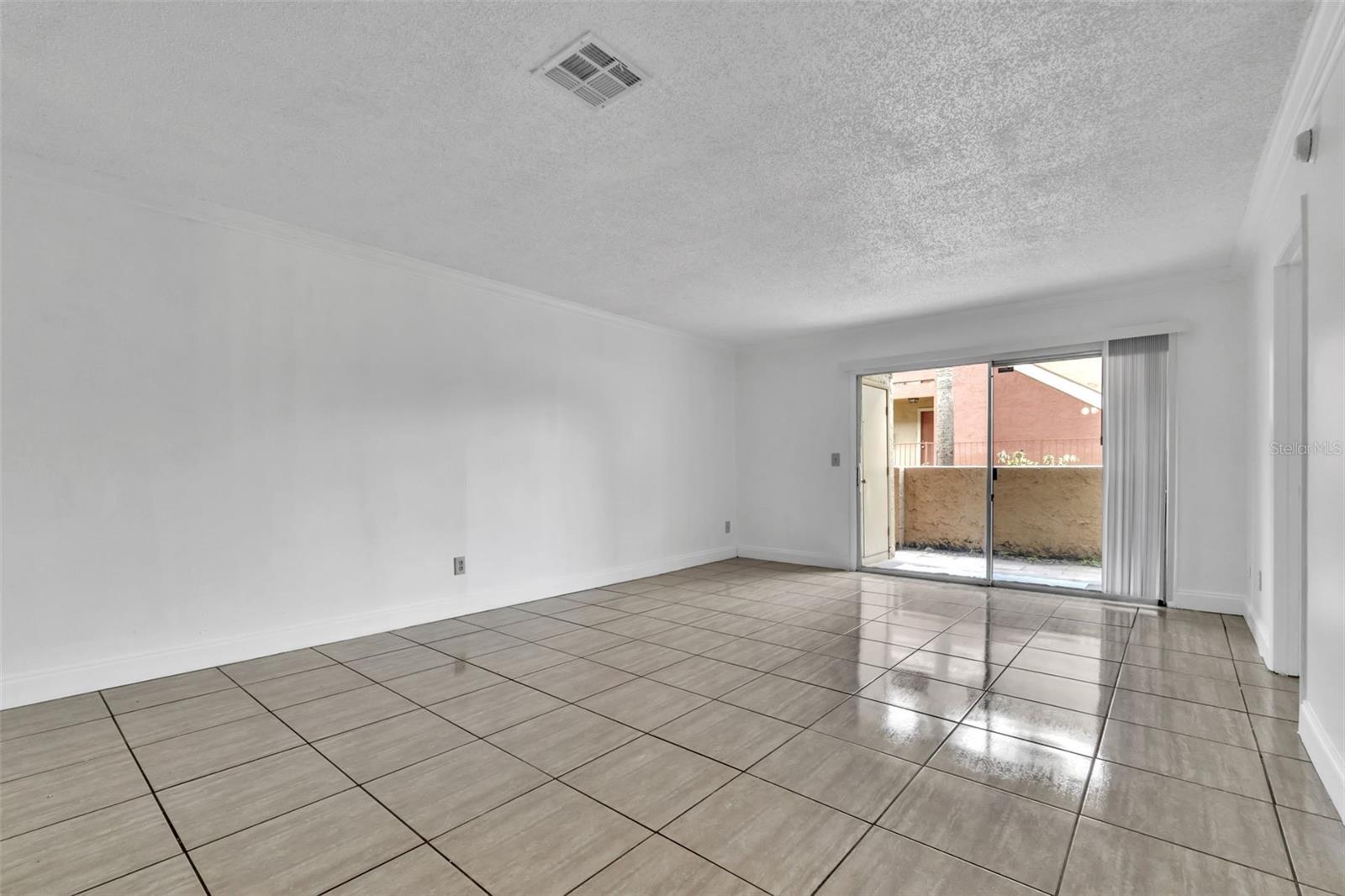 664 KENWICK CIR #104, CASSELBERRY, FL, 32707